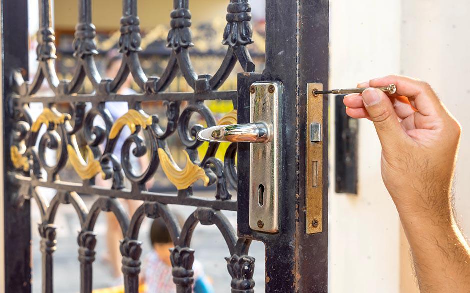  serrures portes Houilles